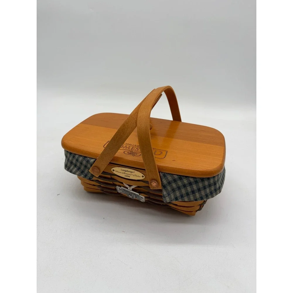 Longaberger 1999 Woven Memories Homestead Basket with Lid Liner and Protector